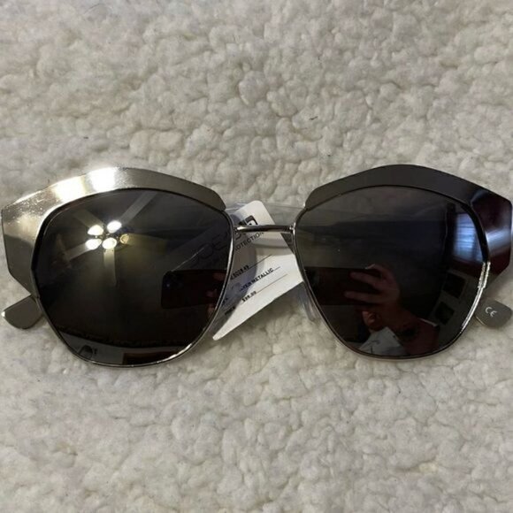 Joe’s Jeans Silver Metallic Sunglasses NWT main image 4